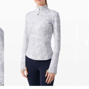 Lululemon Define Jacket
Incognito Camo Alpine White Multi